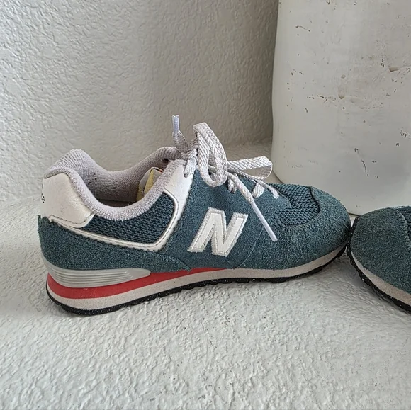Toddler New Balance Classic 574 In New Spruce - Picture 8 of 13